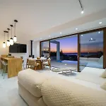 Villa Anelia *